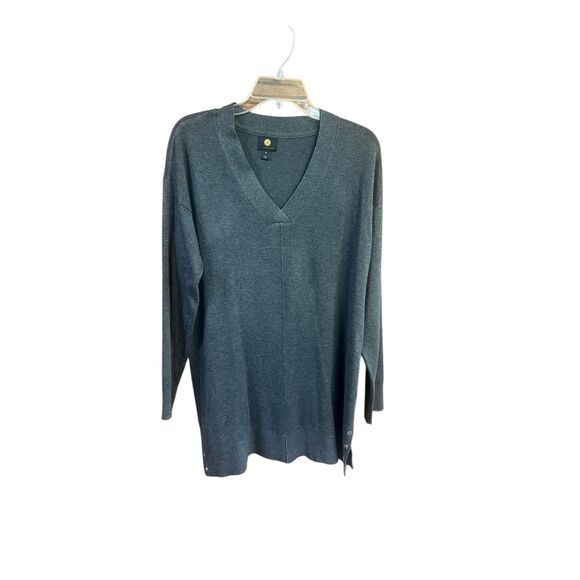 JM Collection Low V Tunic Sweater Gray Sz M NWT - Picture 1 of 8